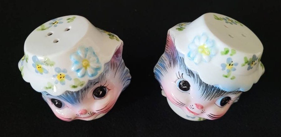 Lefton Anthropomorphic Miss Priss Shaker Set/ Miss Priss Lefton Collectible/ Vintage Lefton Cat Character Salt & Pepper