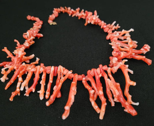 Vintage Red Coral Mediterranean Graduated Branch Coral Necklace/ 1970's Italian Coral Choker/ Natural Branch Coral Jewelry