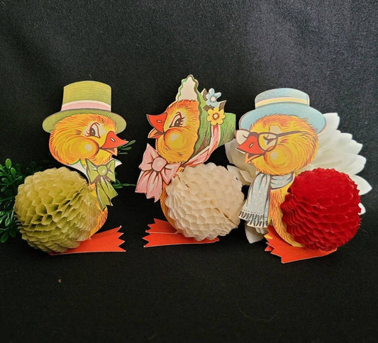 Vintage Honeycomb Easter Ornaments/ Kitschy Holiday Paper Decor/ Mid Century Easter Duckling Honeycomb