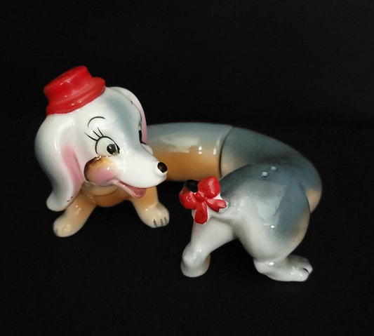 Vintage Artmark 'Hi Friend' Dachshund Shaker Set/ Vintage Wiener Dog Salt & Pepper/ Anthropomorphic Dachshund Salt and Pepper