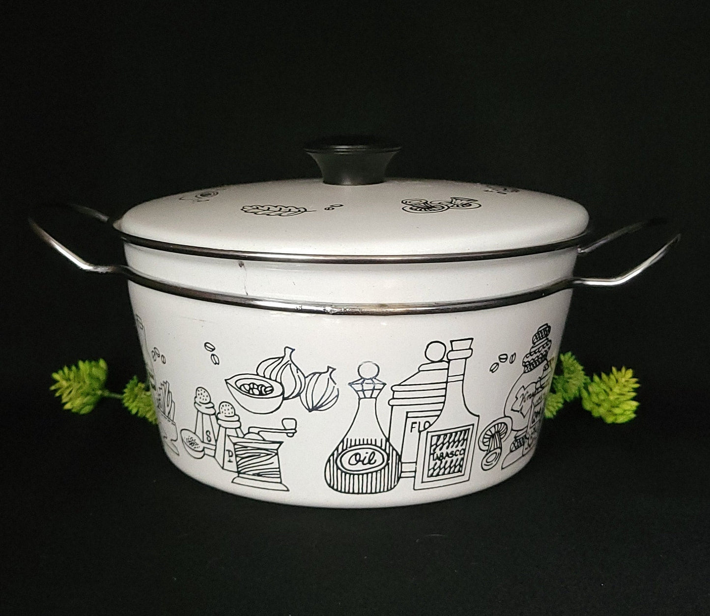 Retro Enamel Cookware/ Kitschy Kitchen Decor/ 1970's Enamel Steamer Pot with Classic Graphics